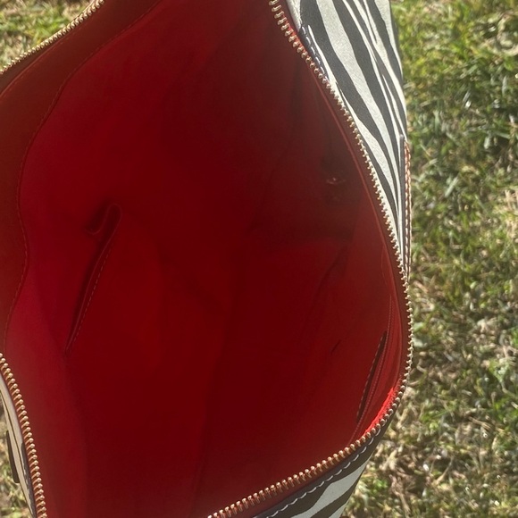 DOONEY and BOURKE zebra hobo purse , NWT - Picture 16 of 16